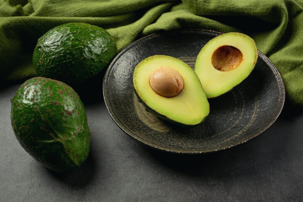 L'avocat, un des premiers superfood qui vient à l'esprit