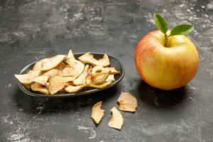 Recette chips de pommes - designed by Freepik