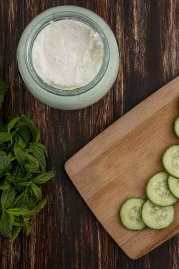 salade concombre menthe yaourt - designed by stockking